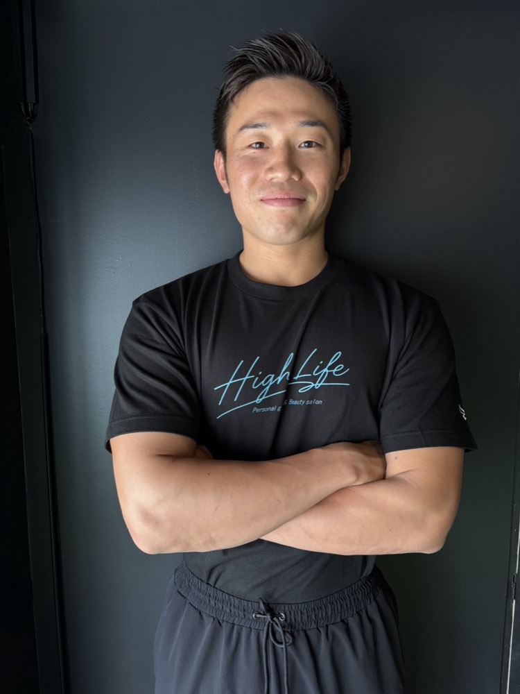 トレーナー 塚本 まさき